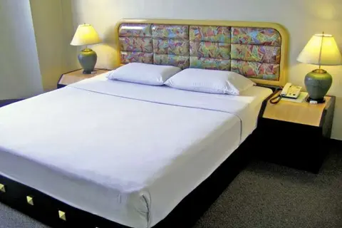 Flipper Lodge Hotel in พัทยา — foto 13