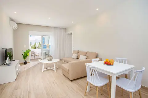 Avi Suites Faliraki Center in Φαληράκι — foto 3