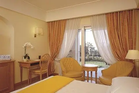 Palace Hotel Desenzano in Desenzano del Garda — foto 17