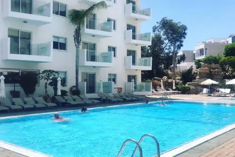 Alva Hotel Apartments in Παραλίμνι — foto 16