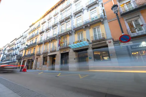 Hotel Inca in Zaragoza — foto 2