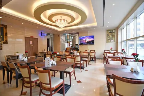 Nejoum Al Emarat Hotel in Sharjah — foto 6