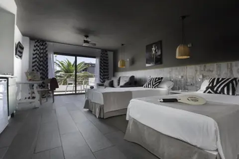 Aparthotel Vibra Mogambo in Sant Jordi de ses Salines — foto 20
