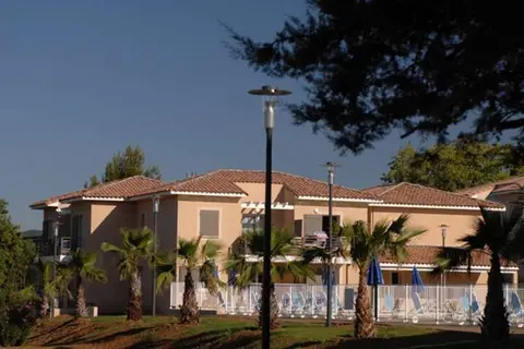 Ile D'Or & Les Oceanides in La Londe-les-Maures — foto 15