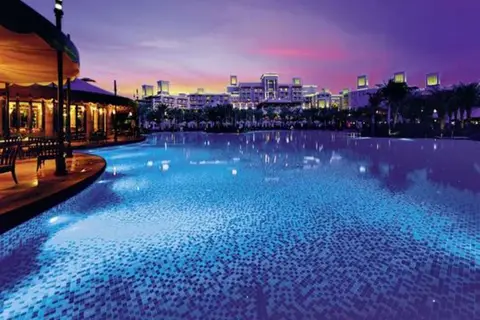 Jumeirah Al Qasr in Dubai — foto 11