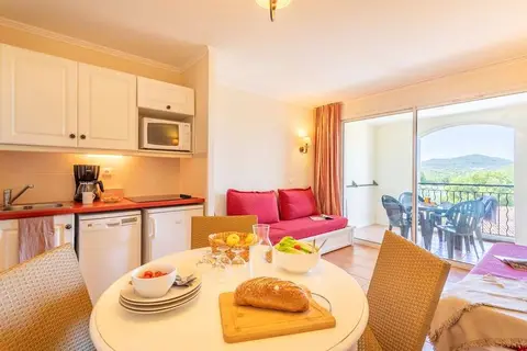 Pierre & Vacances Village Club Pont Royal & P in Mallemort — foto 4