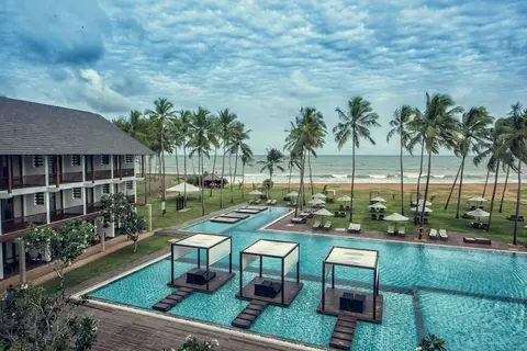 Suriya Luxury Resort in Waikkala — foto 2