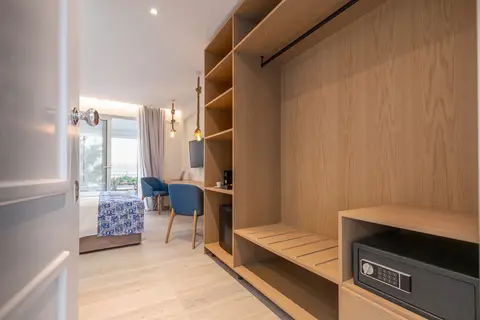 Sirocco Hotel in Δημοτική Ενότητα Λευκιμμαίων — foto 12