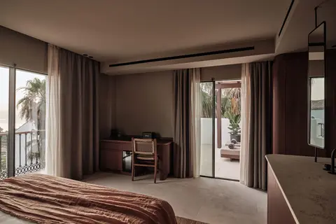 OKU Andalusia in La Línea de la Concepción — foto 22