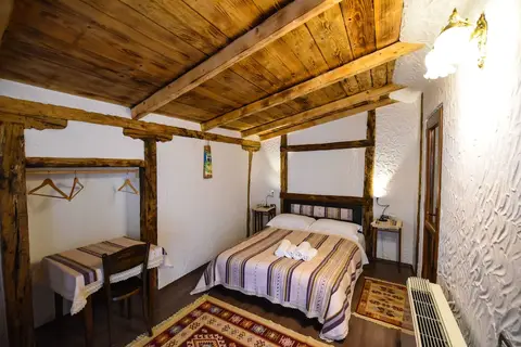 Hotel Tradita Geg & Tosk in Shkodra — foto 27