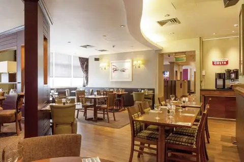 Hotel Premier Inn Tower Bridge in Londen, foto 5