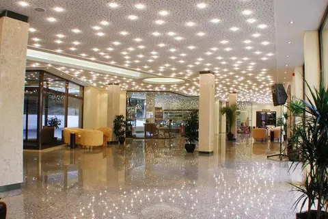 Riviera Beach in Ривиера — foto 18