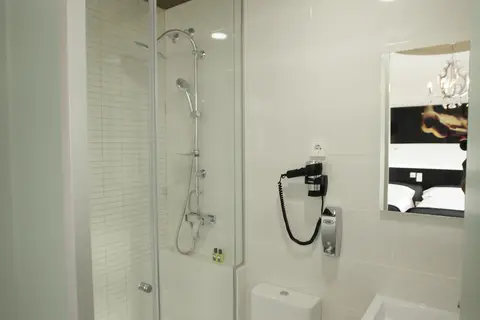 Vitium Urban Suites in Madrid — foto 12