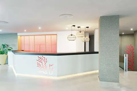 Universal Hotel Perla in S'Illot — foto 8