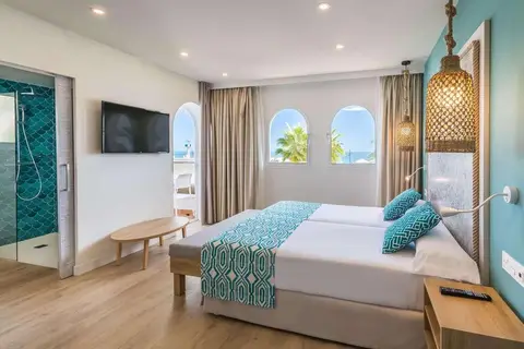 Hotel Occidental Torremolinos Playa in Torremolinos — foto 5