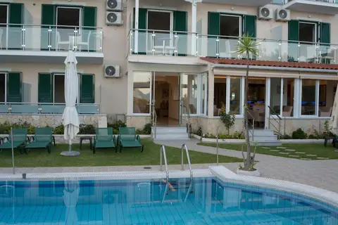 Oasis Hotel in Perigiali, foto 25