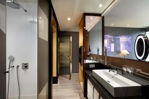 The Level at Melia Barcelona Sky in Barcelona — foto 14