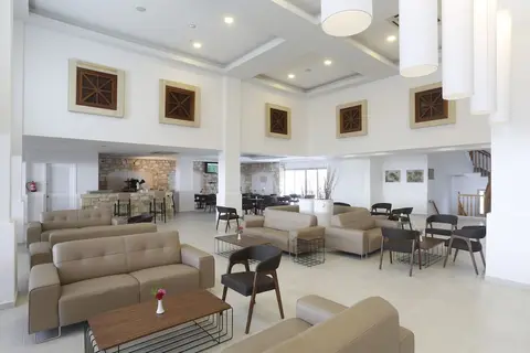 Kapetanios Aqua Resort in Peyia — foto 29