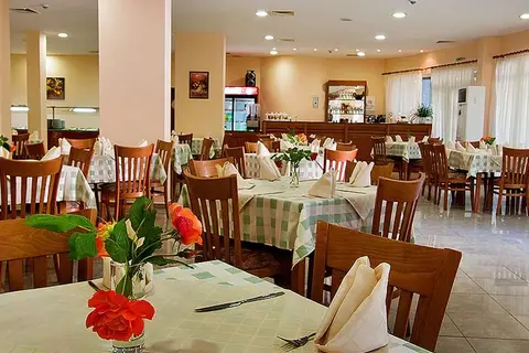 Hotel Ljuljak in Люляк — foto 8