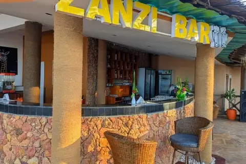 Royal Mandarin in Pwani Mchangani — foto 25