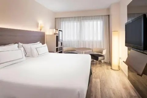 Melia Lebreros in Sevilla — foto 4