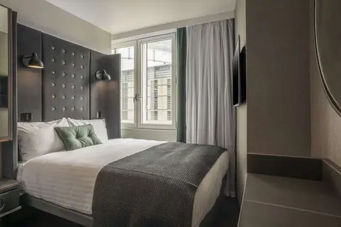 Point A Hotel Edinburgh Haymarket in Edinburgh