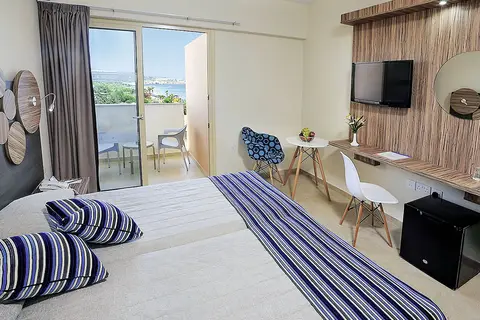 Nelia Beach Hotel in Ayia Napa — foto 13
