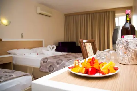 Tuntas Beach Hotel Altinkum in Didim — foto 30