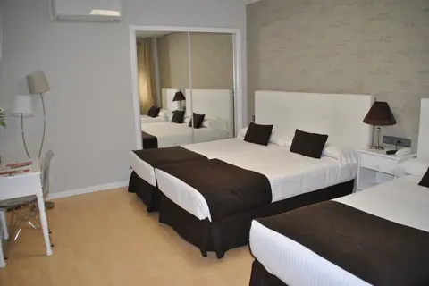 Hotel Junquera in Vigo — foto 21