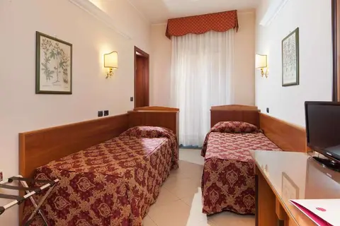 Hotel Touring in Bologna — foto 5
