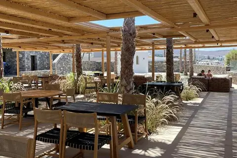Aphrodite Beach Club in Δημοτική Ενότητα Γουβών — foto 4
