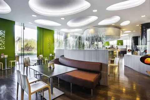 Hotel Novotel Abu Dhabi Al Bustan in أبوظبي — foto 8