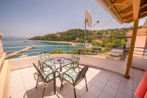 Harbour View in Ιθάκη (Πισαετός) - Κεφαλονιά (Πόρος) — foto 6