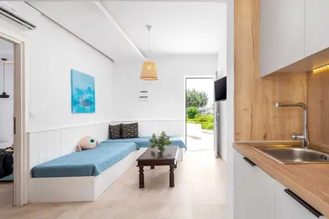 Elvita Hotel in Lothiarika — foto 13