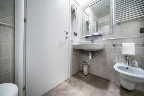 Varese Hotel in Rome — foto 19