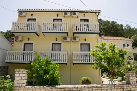 Kitro Parga foto 2