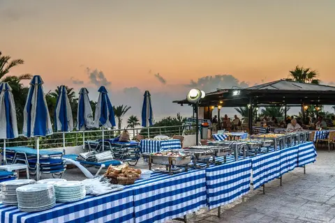 Helios Bay Hotel and Suites in Paphos — foto 25