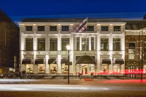 Post-Plaza Hotel & Grand Café foto 24