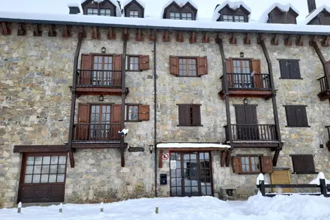 Apartamentos SNÖ Vall de Boi in la Palma de Cervelló — foto 26