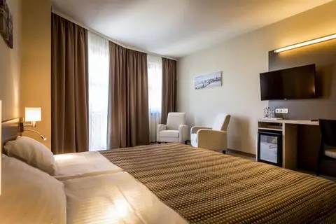 Corvin Hotel Corvin Wing in Boedapest — foto 22