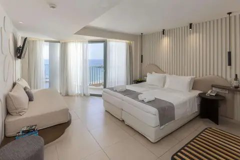 Alia Beach Hotel in CHERSONISSOS — foto 7