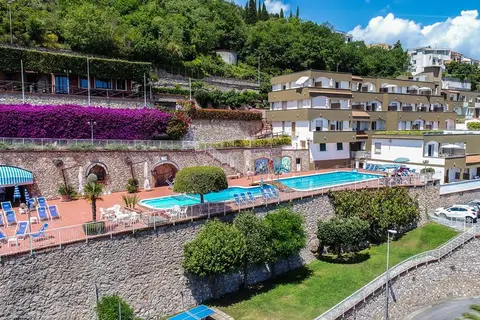 Appartementen Residence Sant'Anna in Pietra Ligure — foto 6