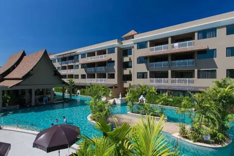 Maikhao Palm Beach Resort in ศรีสุนทร