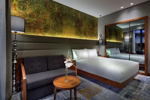DoubleTree by Hilton Hotel Istanbul - Piyalepasa in Fatih — foto 25