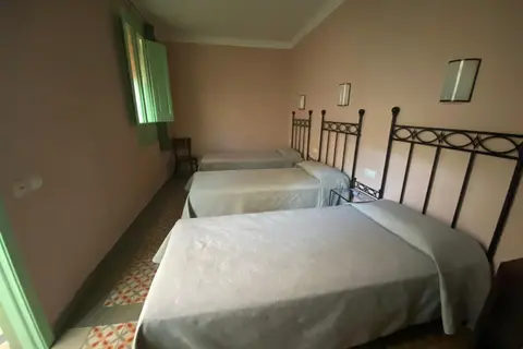 Peninsular in Barcelona — foto 11