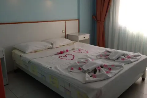 Golden Moon Apart Hotel in Kuşadası — foto 15