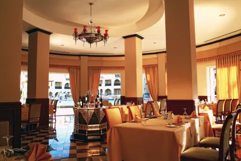 Stella Gardens Resort & Spa Makadi Bay in Andalus Restaurant — foto 17
