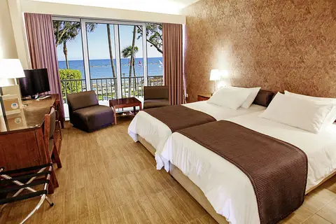 Poseidonia Beach Hotel in Limassol — foto 5