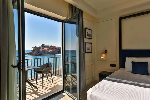 Hotel California by Aycon in Sveti Stefan — foto 11