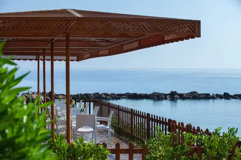 Hotel Cavo Maris Beach in Παραλίμνι — foto 17